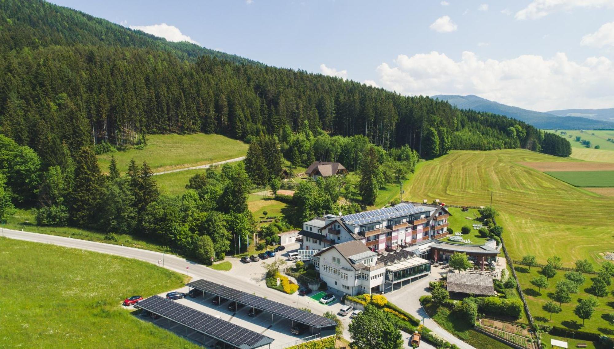 Vital-Hotel-Styria Fladnitz an der Teichalm Exterior photo